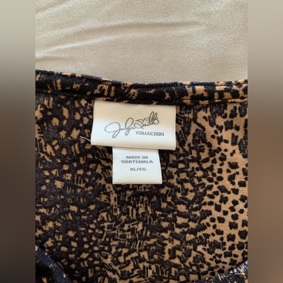 Dress up top - Picture 2 of 3